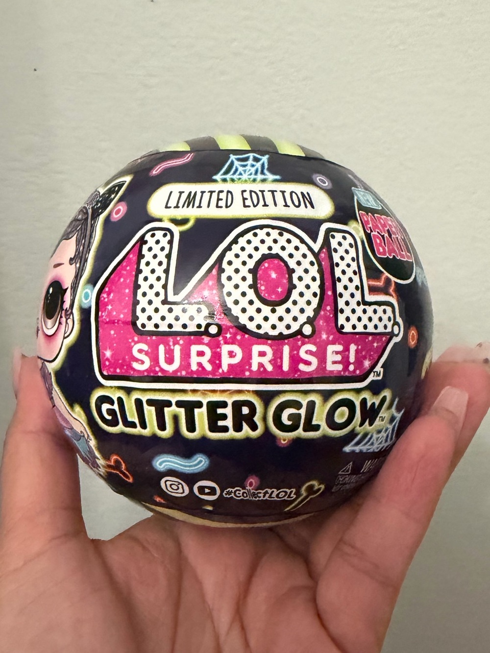 LOL Surprise Dolls LIMITED EDITION DISCONTINUED Glitter Glow Rare Series